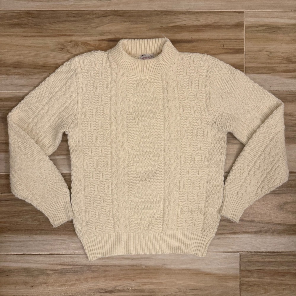 VTG 80s Fall River Knitting Mills Cable Knit Fisherman Sweater Medium Wintuk